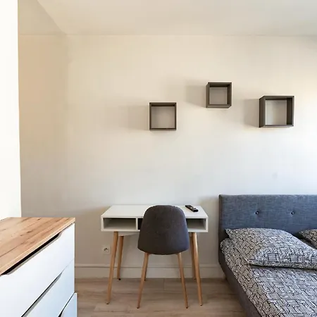 Lesdiguieres 3 Bedrooms Parking شقة غرونوبل
