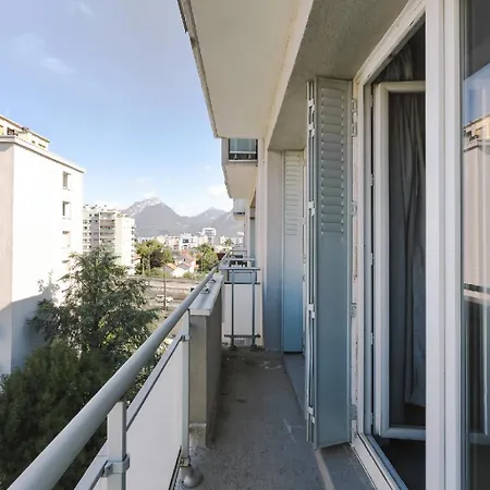 Lesdiguieres 3 Bedrooms Parking شقة غرونوبل